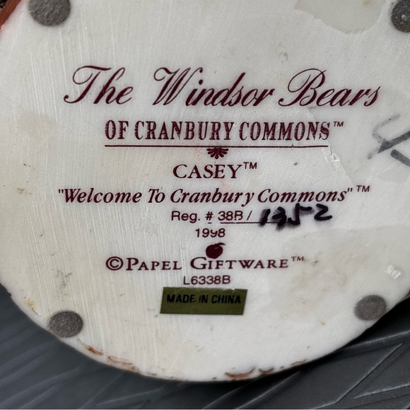 “Casey” The Windsor Bears Figurine of Cranberry Commons Limited Edition 1998 HTF - Picture 9 of 11